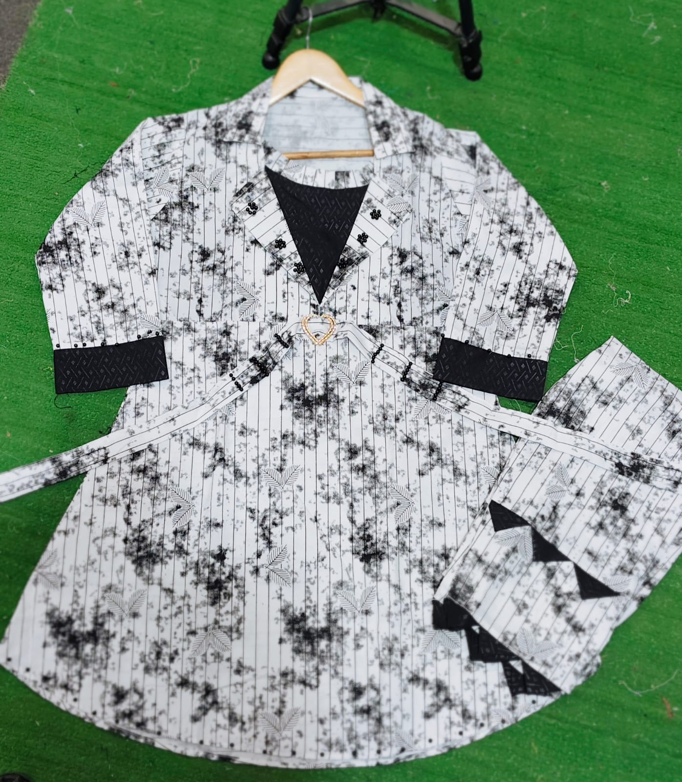 Amboz cot style in cotton fabrics